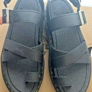 New Dr. Martens Avry Toe Loop Platform Leather Sandals -Black- Women’s Size US 8